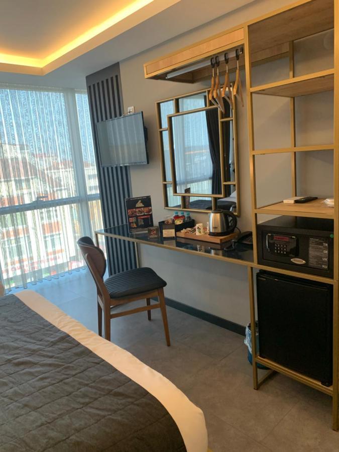 Fly And Airport 3* Стамбул